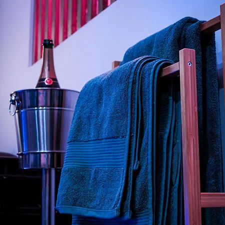 Apartment Loveroom & Jacuzzi Tijugo - Ferrand