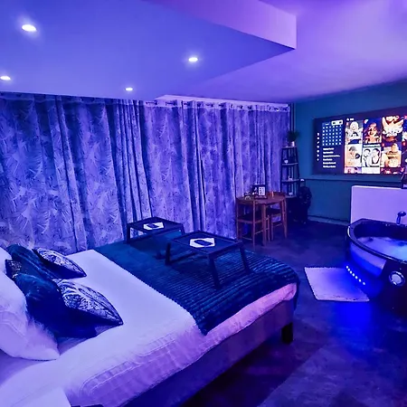 Loveroom & Jacuzzi Tijugo - Ferrand 클레르몽페랑