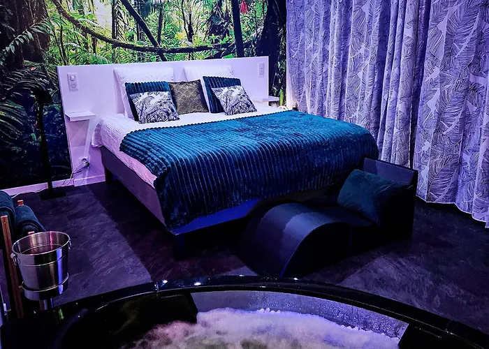 Loveroom&jacuzzi Tijugo - Ferrand Appartamento *