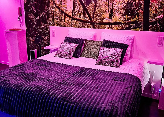 Appartamento Loveroom&jacuzzi Tijugo - Ferrand *